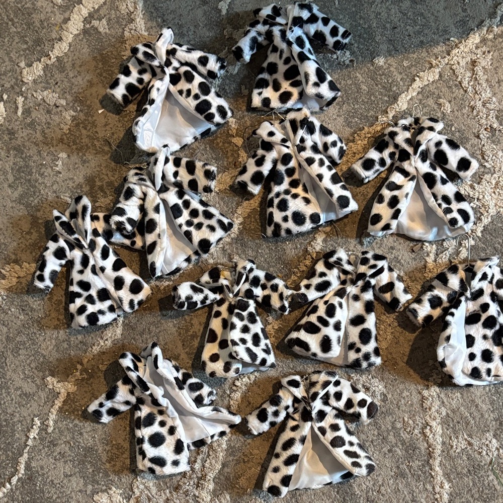 Cruella Coat Ornaments